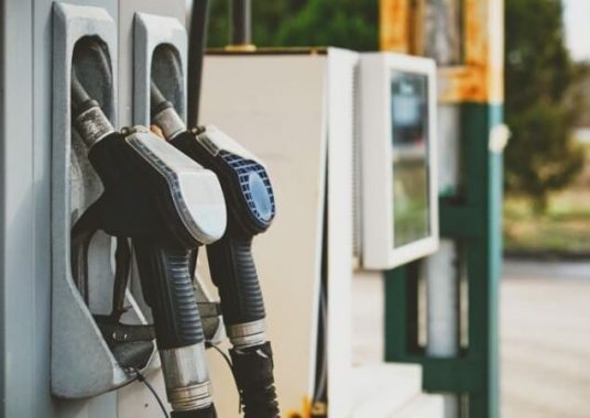 2021 começa com gasolina mais cara do que todo o ano de 2020