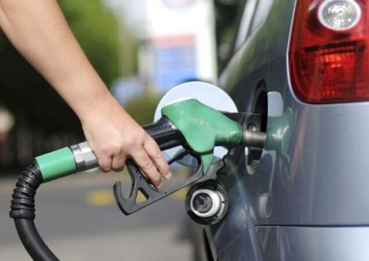 Economia de combustível: 10 dicas simples pra aderir