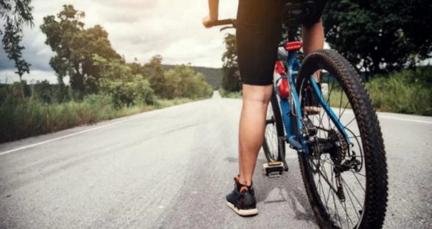 Acessórios para ciclistas: veja quais são obrigatórios para quem pedala na cidade!