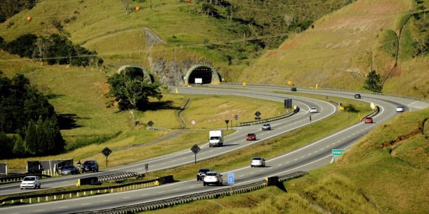 Movimento nas estradas paulistas cai 52% no feriado de Páscoa, segundo DER