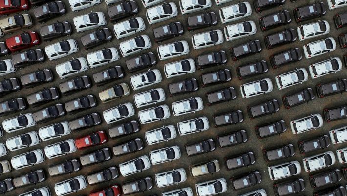 Importação de automóveis cresce 50% no 1º trimestre