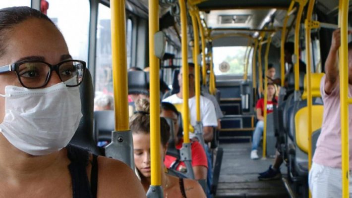 Prefeitura de SP aumenta frota de ônibus em circulação pelo 4º dia seguido após lotação de passageiros