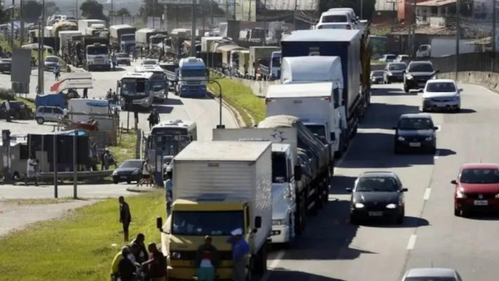 Exame toxicológico: quem perdeu prazo têm 30 dias para regularizar situação e não ser multado